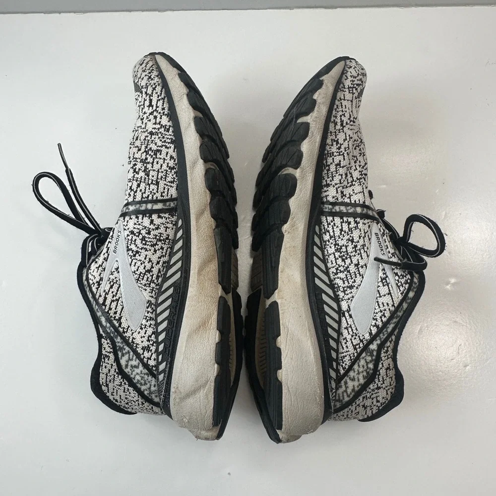 Brooks Adrenaline GTS 20 Running Shoes Cushioned Sneakers Black White Womens 9.5